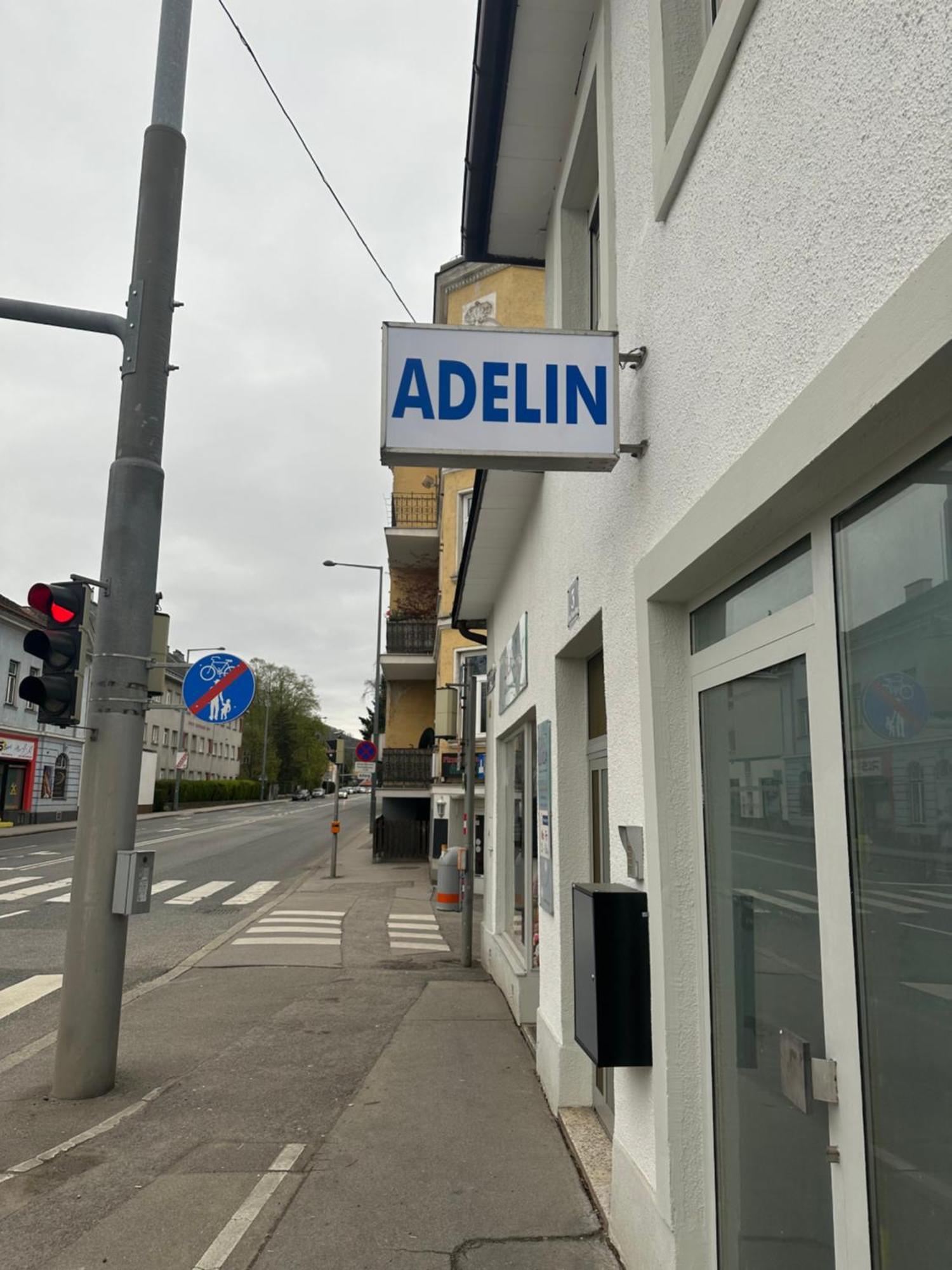 Adelin Vienna Hostel Exterior photo